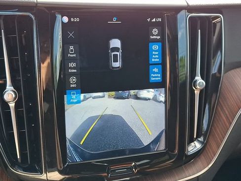 Certified 2023 Volvo XC60 B5 Plus w/ Climate Package AWD/4WD image 21