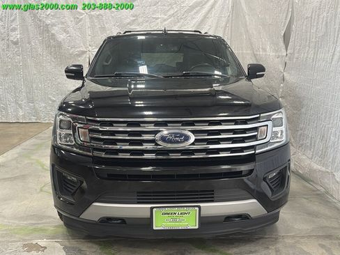 Used 2018 Ford Expedition Max XLT w/ Equipment Group 202A AWD/4WD image 19