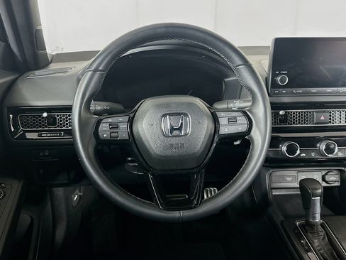 Used 2025 Honda Civic Sport image 18