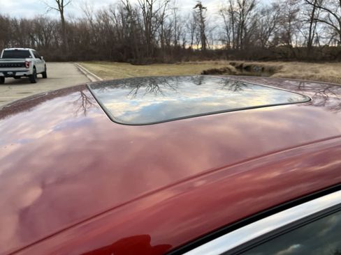 Used 2014 Ford Fusion SE w/ Equipment Group 202A image 24