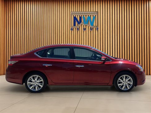 Used 2015 Nissan Sentra SL w/ SL Premium Package FWD image 17