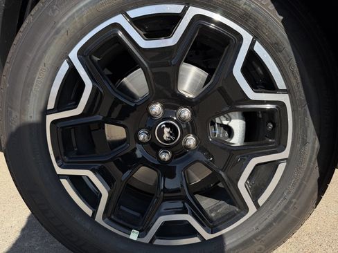 New 2026 Ford Bronco Sport Outer Banks w/ Outer Banks Tech Package+ AWD/4WD image 8