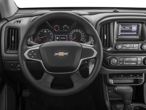 Used 2017 Chevrolet Colorado W/T w/ WT Convenience Package RWD image 10