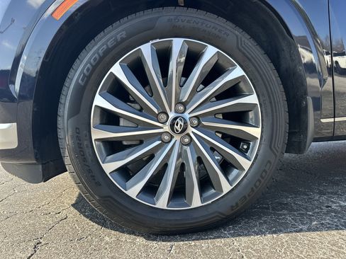 Used 2023 Hyundai Palisade Calligraphy image 12