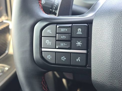 Used 2025 Ford F150 Raptor AWD/4WD image 41