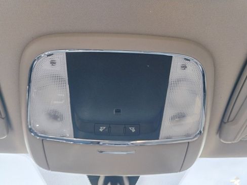 Used 2012 Chrysler 300 Limited image 36