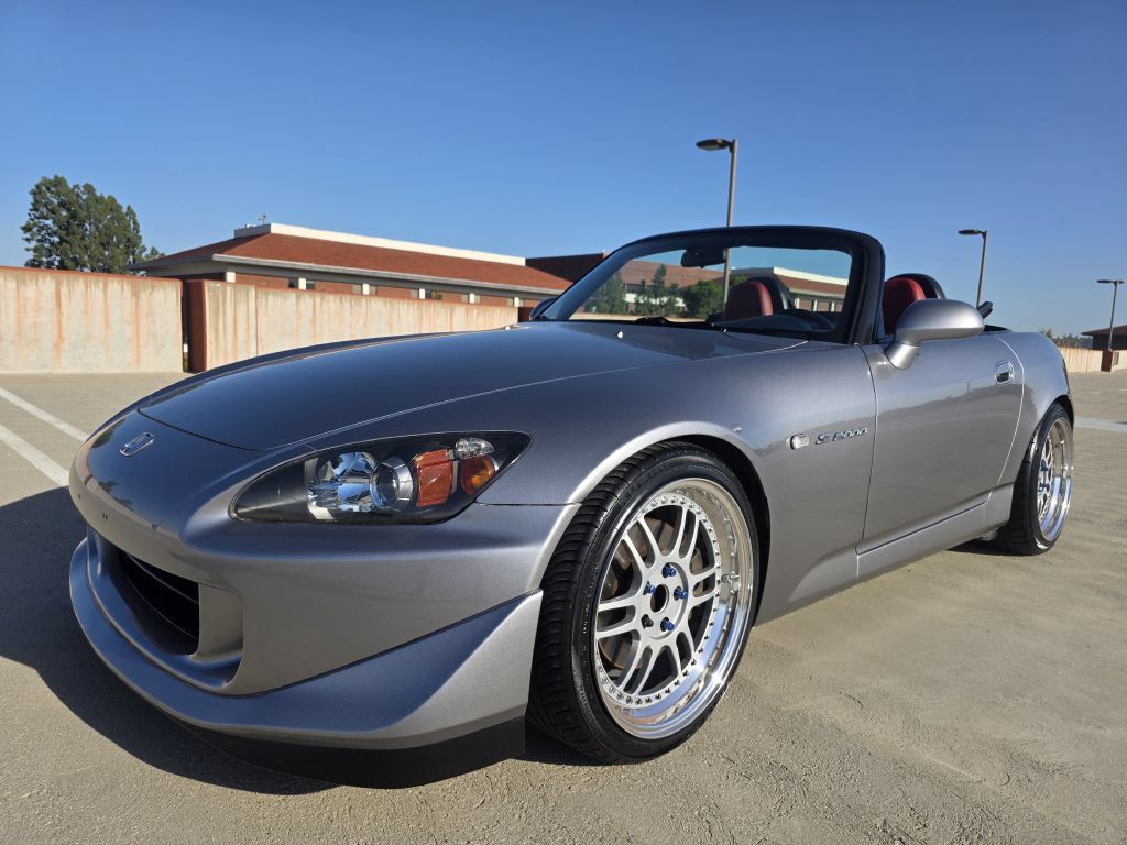 Used 2004 Honda S2000 image 3
