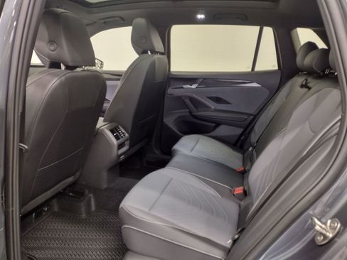 New 2026 Volkswagen Tiguan SE R-Line AWD/4WD image 25