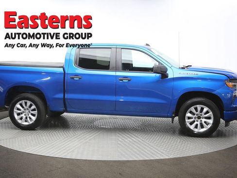 Used 2022 Chevrolet Silverado 1500 Custom image 45