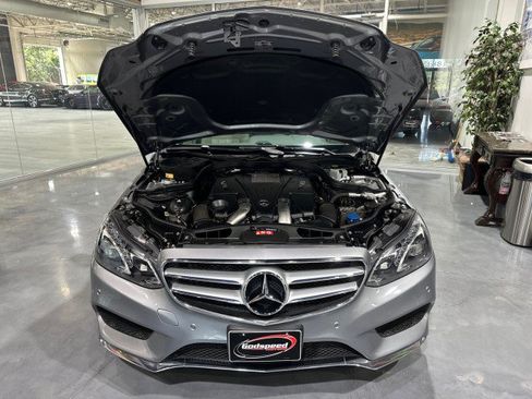Used 2014 Mercedes-Benz E 550 4MATIC Sedan w/ Premium 1 Package image 24