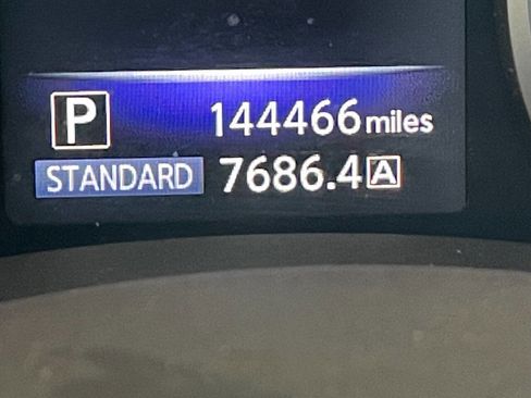 Used 2017 INFINITI Q60 Red Sport 400 image 37