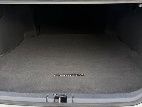 Used 2021 Toyota Camry XSE FWD image 10