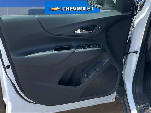 Used 2021 Chevrolet Equinox LT w/ Driver Convenience Package FWD image 20