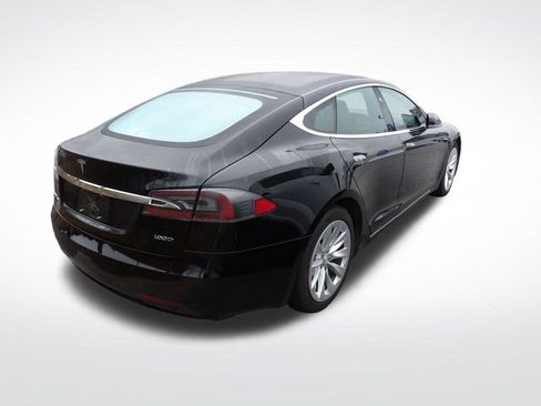 Used 2018 Tesla Model S 100D image 15