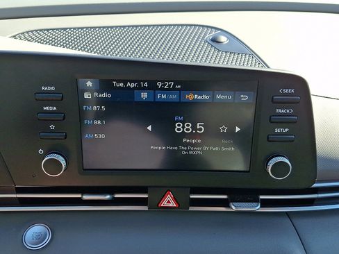 Certified 2025 Hyundai Elantra Sport image 16