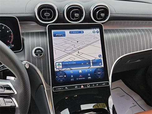 Used 2023 Mercedes-Benz GLC 300 image 17