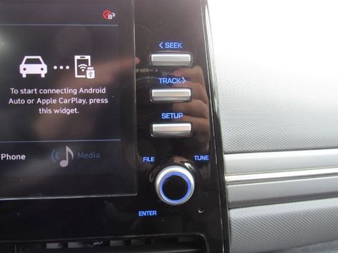 Used 2022 Hyundai Ioniq SE image 44