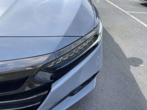Used 2022 Honda Accord Sport image 12