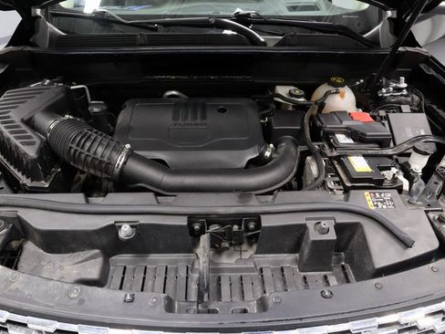 Used 2023 GMC Acadia Denali w/ Denali Ultimate Package AWD/4WD image 17