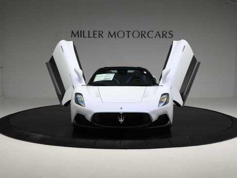 Used 2023 Maserati MC20 Spyder RWD image 25