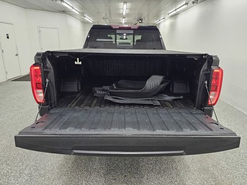 Used 2024 GMC Sierra 1500 Elevation w/ Elevation Premium Package AWD/4WD image 6