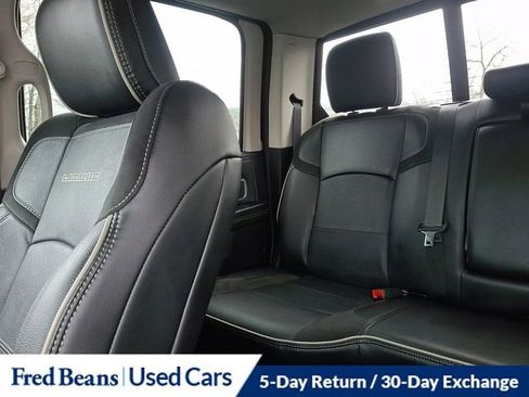 Used 2024 RAM 2500 Laramie AWD/4WD image 18