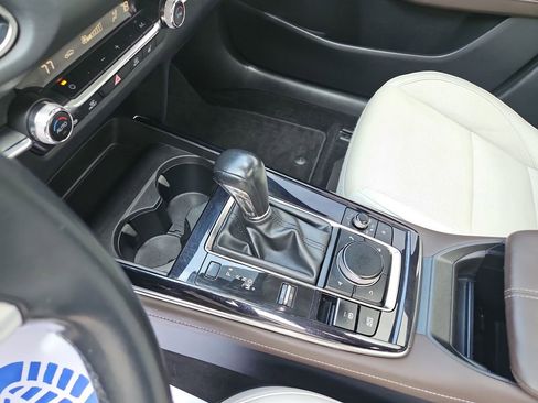 Used 2020 MAZDA CX-30 AWD w/ Premium Package image 24