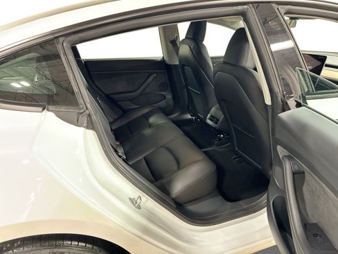 Certified 2023 Tesla Model 3 Standard Range RWD image 11