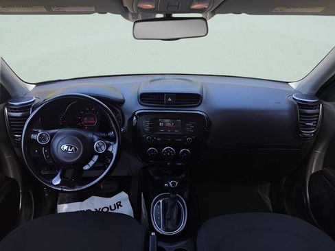 Used 2014 Kia Soul ! FWD image 14