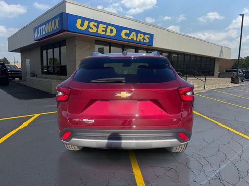 Used 2024 Chevrolet Trax LT w/ Driver Confidence Package FWD image 6