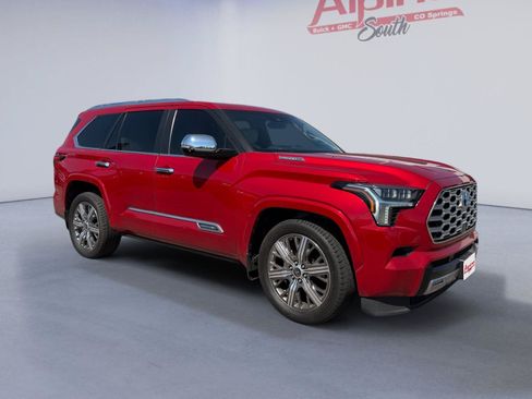 Used 2024 Toyota Sequoia Capstone AWD/4WD image 7