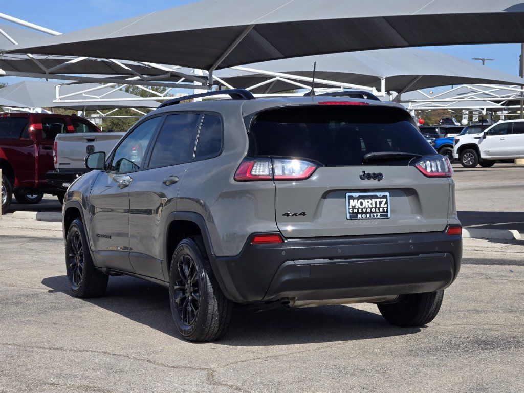 Used 2023 Jeep Cherokee Altitude Lux AWD/4WD image 5