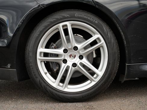 Used 2013 Porsche Panamera image 11