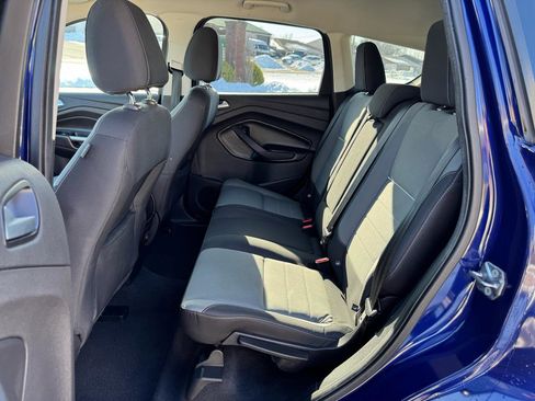 Used 2015 Ford Escape SE image 21