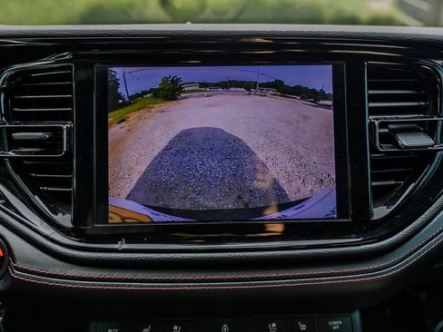 Used 2021 Dodge Durango R/T w/ Blacktop Package RWD image 19