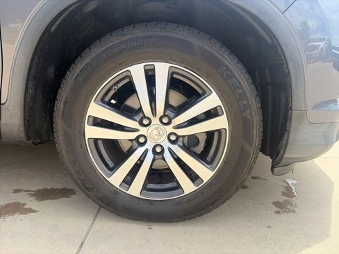 Used 2016 Honda Pilot EX image 10
