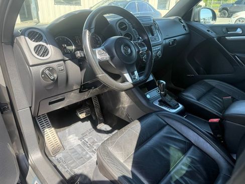 Used 2014 Volkswagen Tiguan R-Line FWD image 8