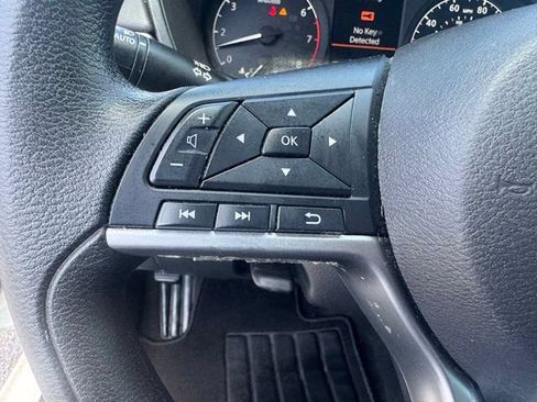 Used 2022 Nissan Altima 2.5 S FWD image 9