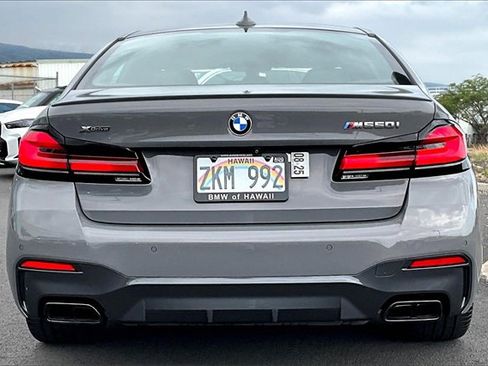 Used 2022 BMW M550i xDrive w/ Shadowloine Package image 4