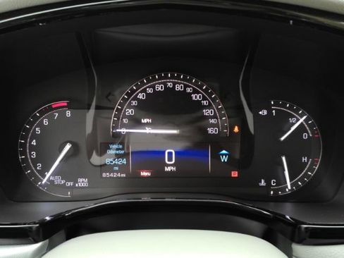 Used 2017 Cadillac XT5 Luxury w/ Driver Awareness Package image 41