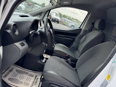 Used 2021 Nissan NV200 SV w/ Back Door Glass Package image 7