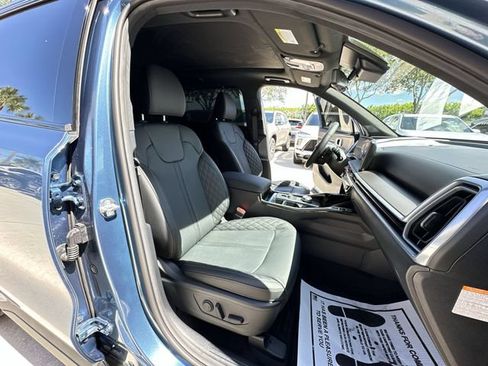 Used 2026 Kia Sorento SX Prestige AWD/4WD image 35