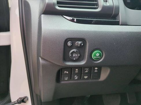 Used 2025 Honda Ridgeline Black Edition image 13