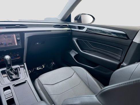 Used 2021 Volkswagen Arteon SE FWD image 20