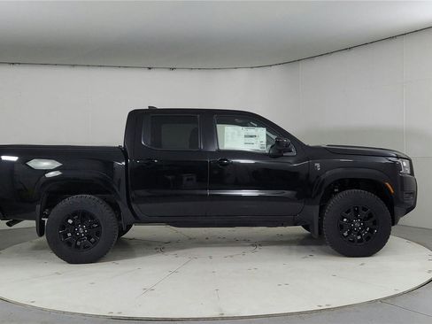 New 2026 Nissan Frontier SV w/ Tow Package image 8