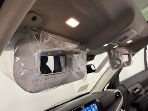 New 2026 Nissan Kicks SV w/ SV Premium Package image 34