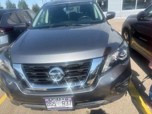 Used 2018 Nissan Pathfinder SV AWD/4WD image 2