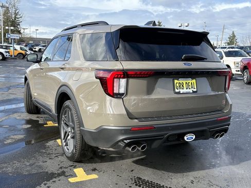 New 2026 Ford Explorer ST w/ Sun And Sound Package image 11