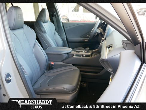 New 2026 Lexus TX 500h AWD image 6