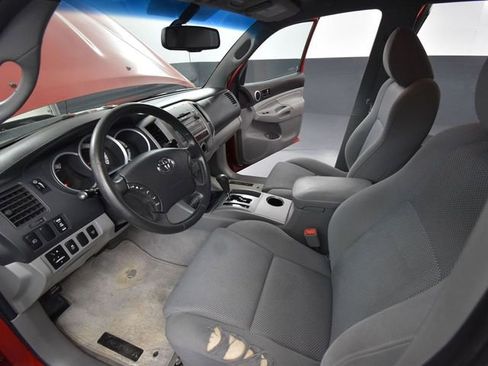 Used 2011 Toyota Tacoma 4x4 Double Cab image 19
